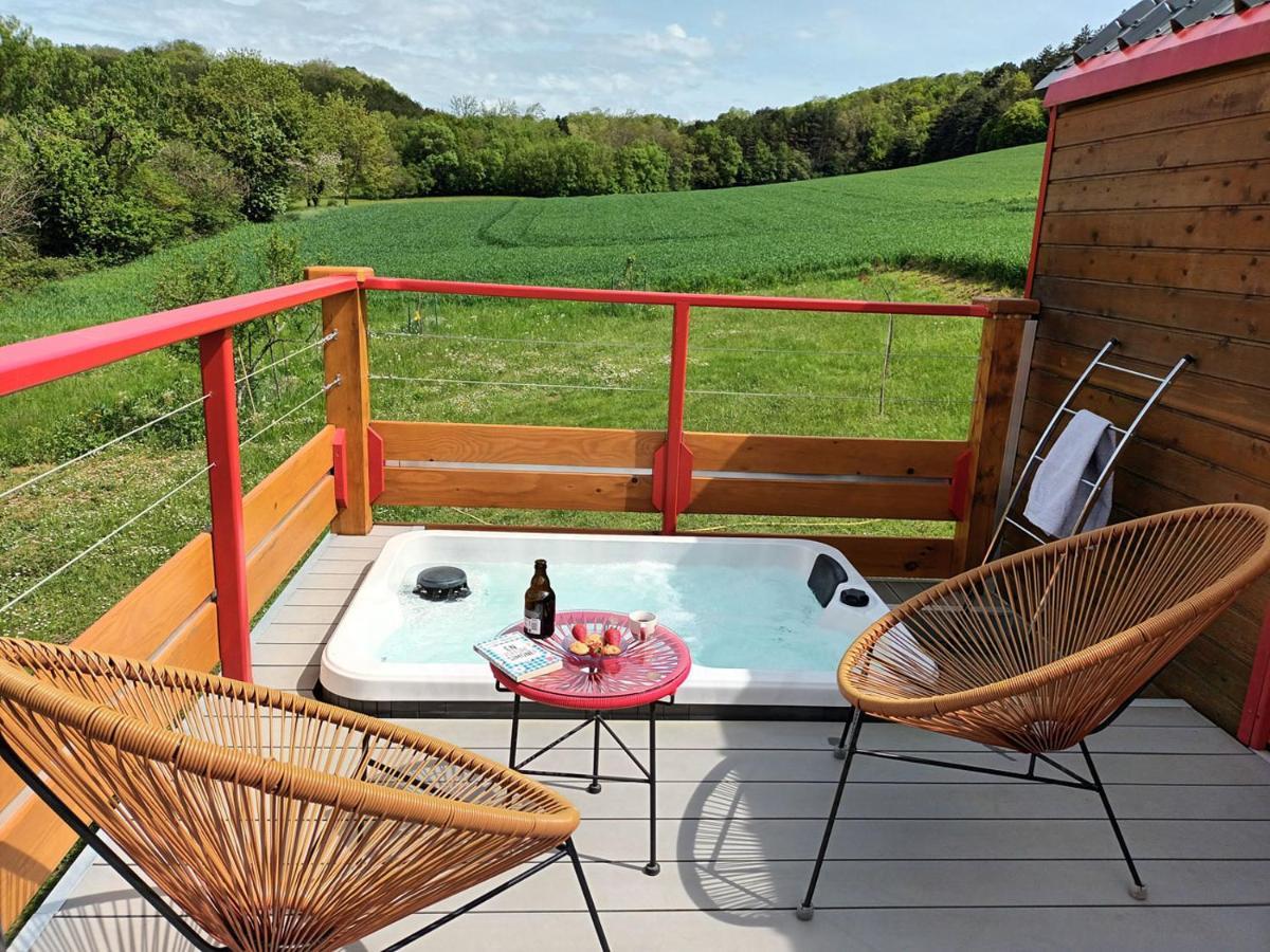 La Roulotte Du Tonnelier Villa Castelnau-de-Montmiral Exteriör bild